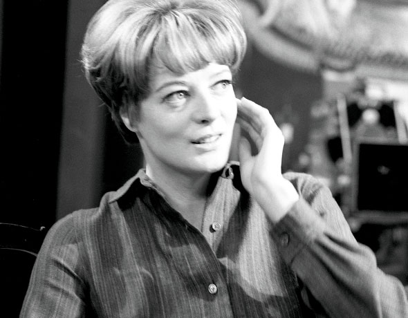 MaggieSmith-Dec05-07-590
